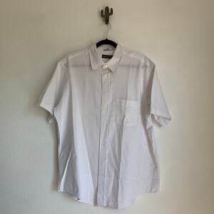 5/$25 Boston Common White‎ Button Up Shirt
